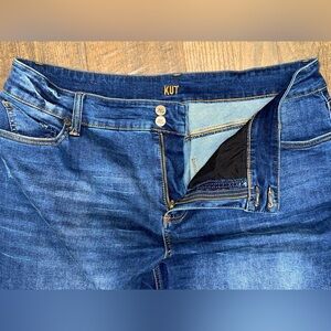 Kut From The Kloth Women’s Cropped Blue Jeans Size 18W